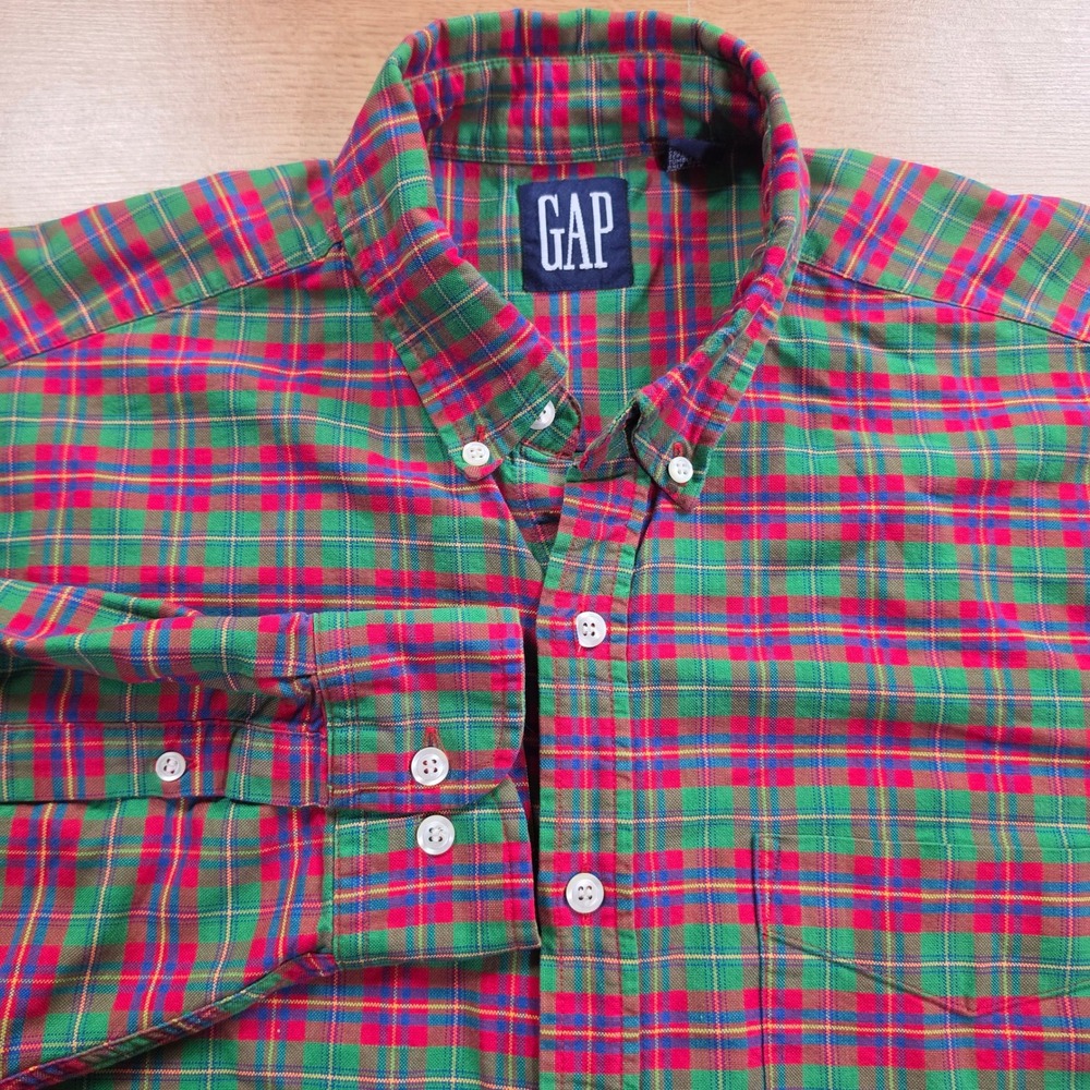 Vintage GAP Plaid Button Down Shirt Made Hong Kong 90s Cotton Red Green Flannel